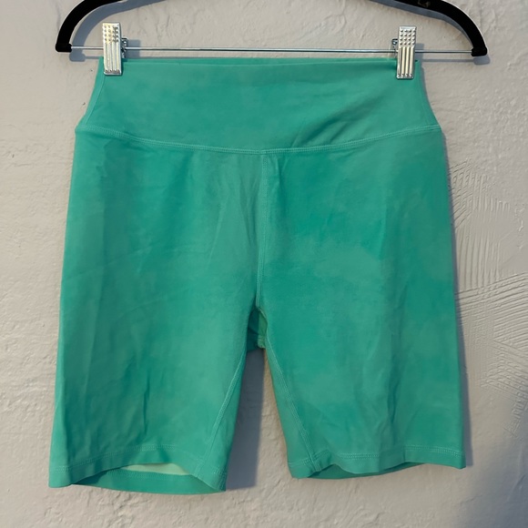 Stori Teal Blue Legging, Biker Shorts, and Crop Top Set - Picture 5 of 13